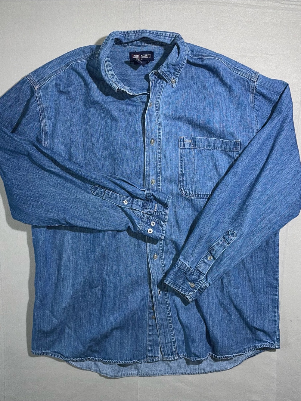 Faded Glory Men’s Large Blue Denim Button Down Shirt 100% Cotton